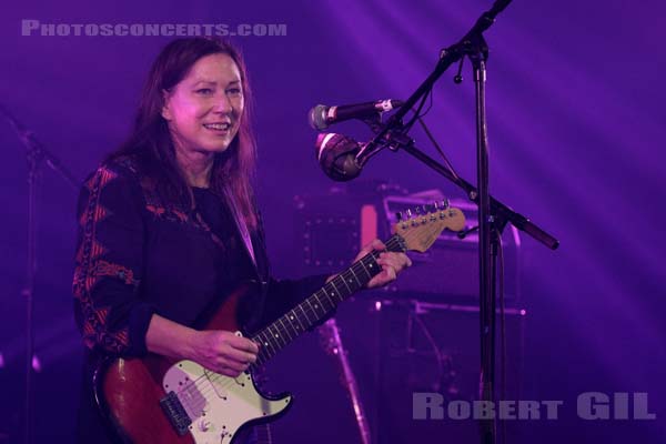 THE BREEDERS - 2017-10-27 - PARIS - Gaite Lyrique - Kim Deal